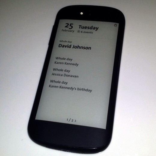 YotaPhone2 3 520x522 Hands on with the new dual screen, e ink equipped, Android powered YotaPhone