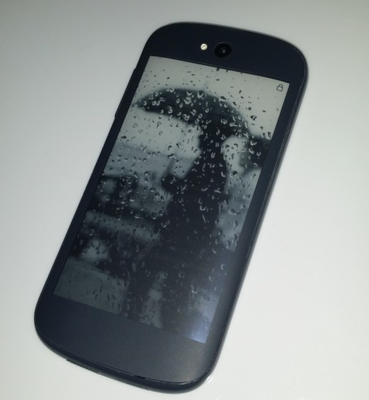 YotaPhone2 7 520x564 Hands on with the new dual screen, e ink equipped, Android powered YotaPhone