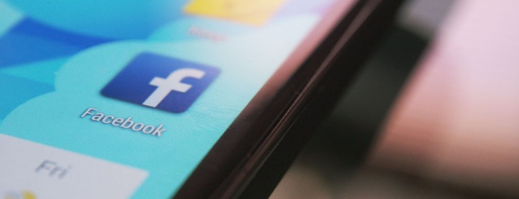 Facebook is removing messaging from its iOS and Android apps, pushing users to its Messenger app