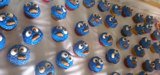 cookie monster cupcakes by jchapiewsky 520x245 Crafters can monetize their how to guides with Guidecentrals new Maker Program