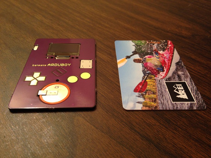 This business card lets you play Tetris