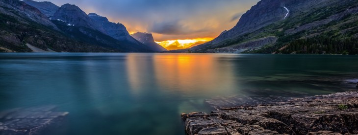 Steller is a beautiful visual storytelling app, similar to Storehouse, but for your iPhone instead