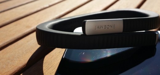 picture of Jawbone's fitness tracker