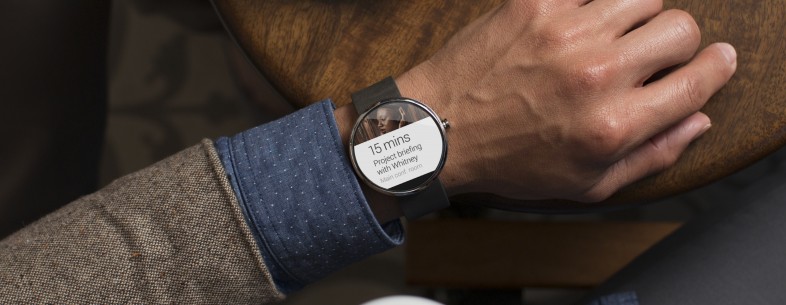 Google explains the different Android Wear notifications: Stacks, Pages and Replies
