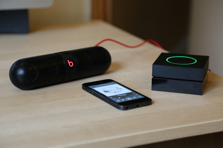 An early look at the Gramofon, a cheap Wi-Fi router that lets you stream Spotify to any speaker