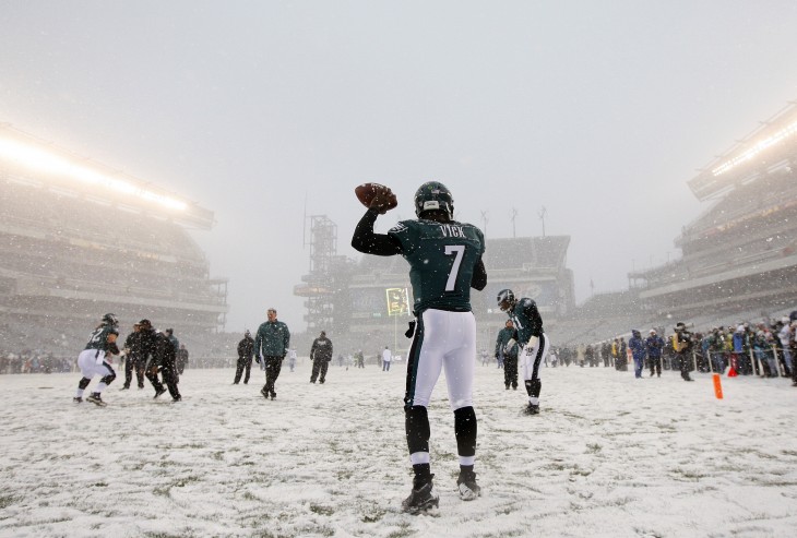 NFL Mobile for iOS gets a much-needed redesign ahead of the new football season