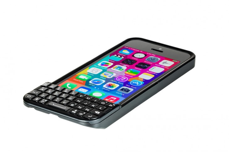 Typo 2 iPhone 5s keyboard case up for pre-order at $99, now a little less like a BlackBerry