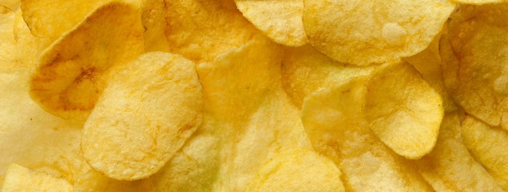 Incredible: these scientists eavesdropped through soundproof glass thanks to a bag of crisps