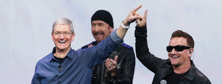 Apple is working on a new digital music format, U2âs Bono says