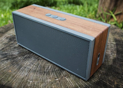 Screenshot 2014 12 01 at 12.11.27 PM 520x372 Top Cyber Monday audio gear deals: Levitating speakers, headphones and more!