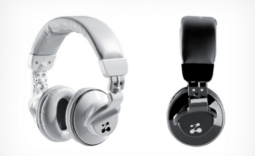 Screenshot 2014 12 01 at 12.11.41 PM 520x319 Top Cyber Monday audio gear deals: Levitating speakers, headphones and more!