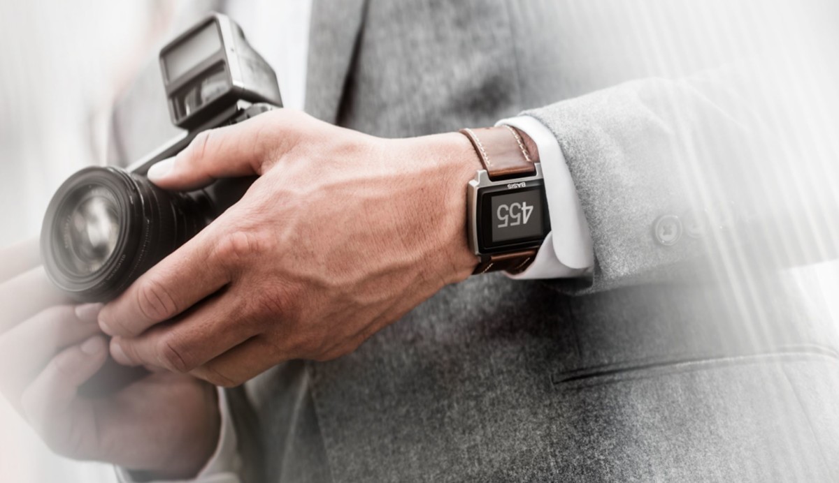 Basis launches a titanium fitness tracker, adds Apple HealthKit and Google Fit integration