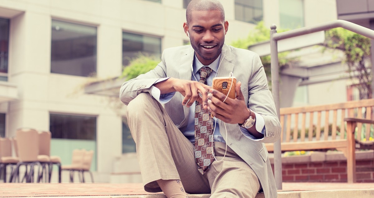 How to spend just $100 on a social media budget