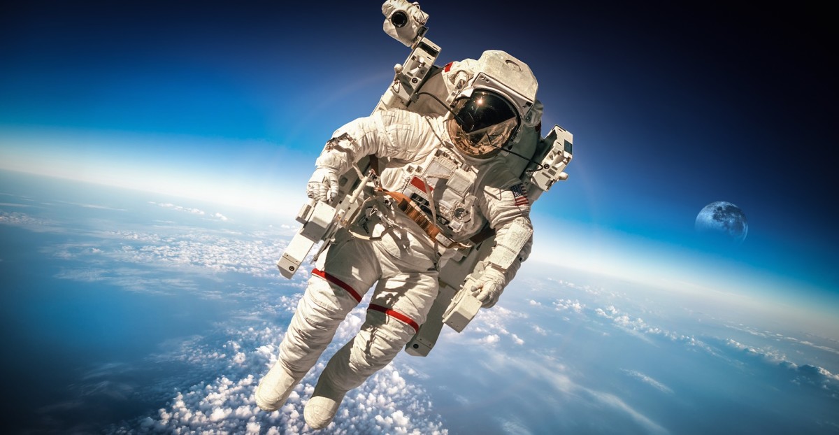 NASA calls on the Web to help design a flying space robot