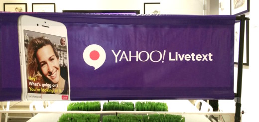Yahoo launches Livetext, its attempt at revamping Yahoo Messenger for the GIF generation yahoo livetext