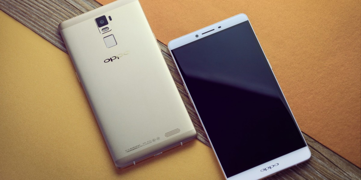 Oppo’s 6″ R7 Plus offers a lightning-fast 13-megapixel camera for less than $500