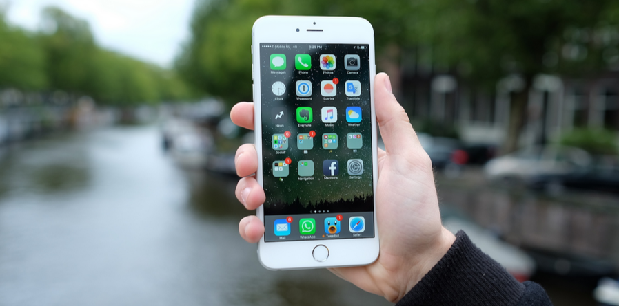 Apple’s iOS 9.0.1 update fixes the bug that prevented set up for some users