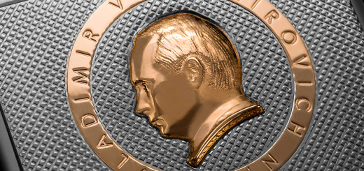 You can get an iPhone 6s with Putin's gold head on it because reasons 20_2762tigold_photo3
