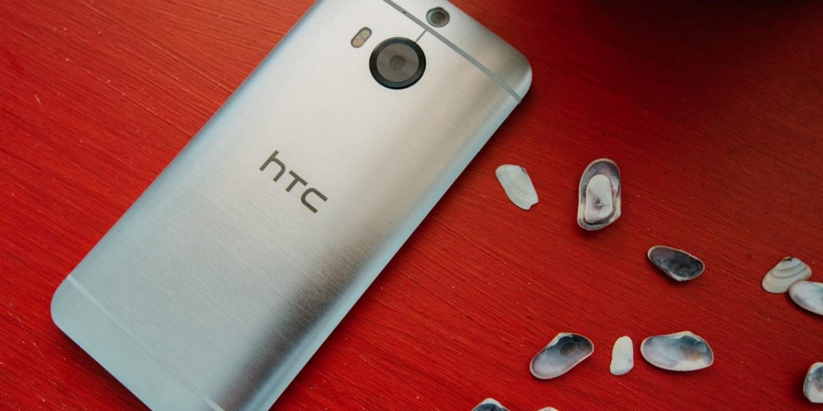 HTC: ‘Our flagship phones fell far short of our expectation in 2015’