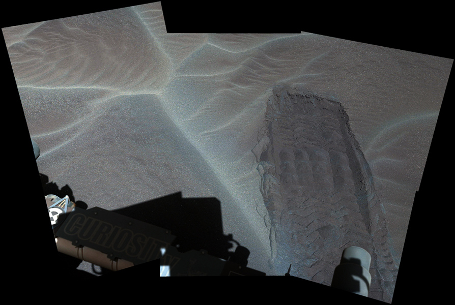 See the sand dunes of Mars startlingly up-close