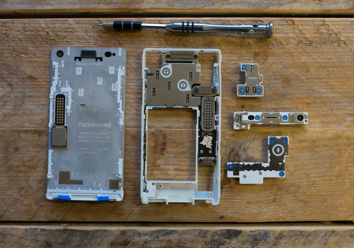 Review: Fairphone 2 is a modular smartphone that could last you years