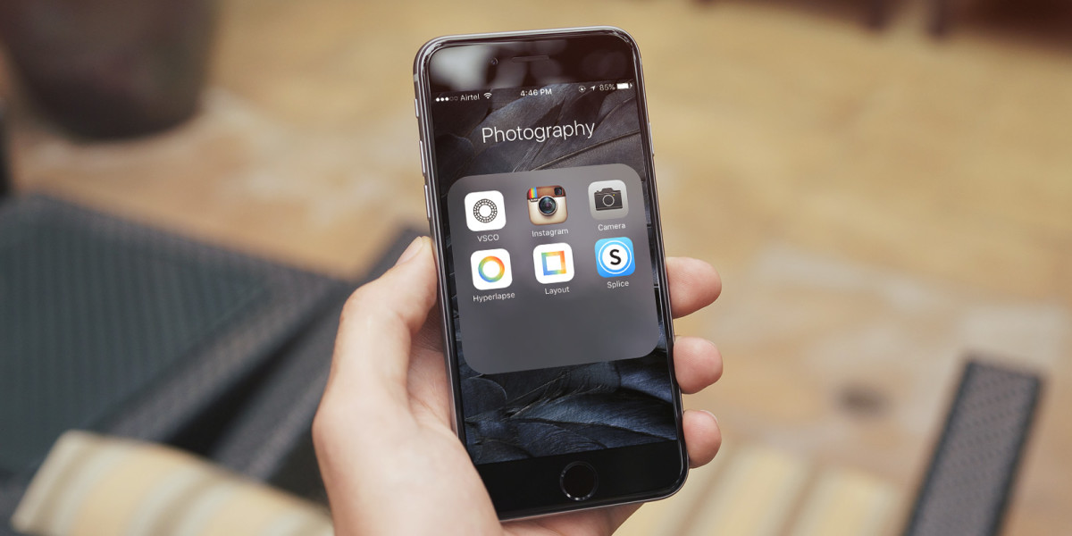 Watch this popular Instagrammer’s iPhone notification bar go crazy with likes