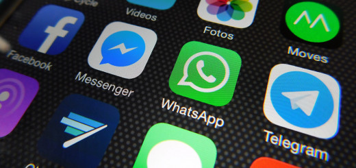 messaging apps by microsiervos on flickr
