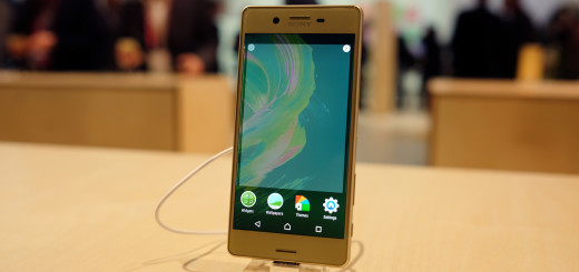 Sony Xperia Z hed