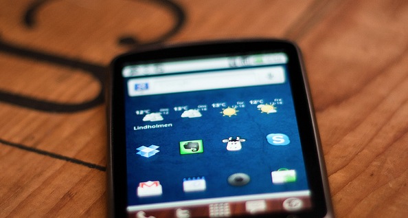 Security hole in Facebook iOS app doesn’t require jailbreak or theft, and Dropbox has it too [Updated] ...