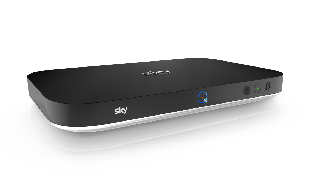 sky q silver right on white