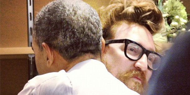 reed-obama-hug